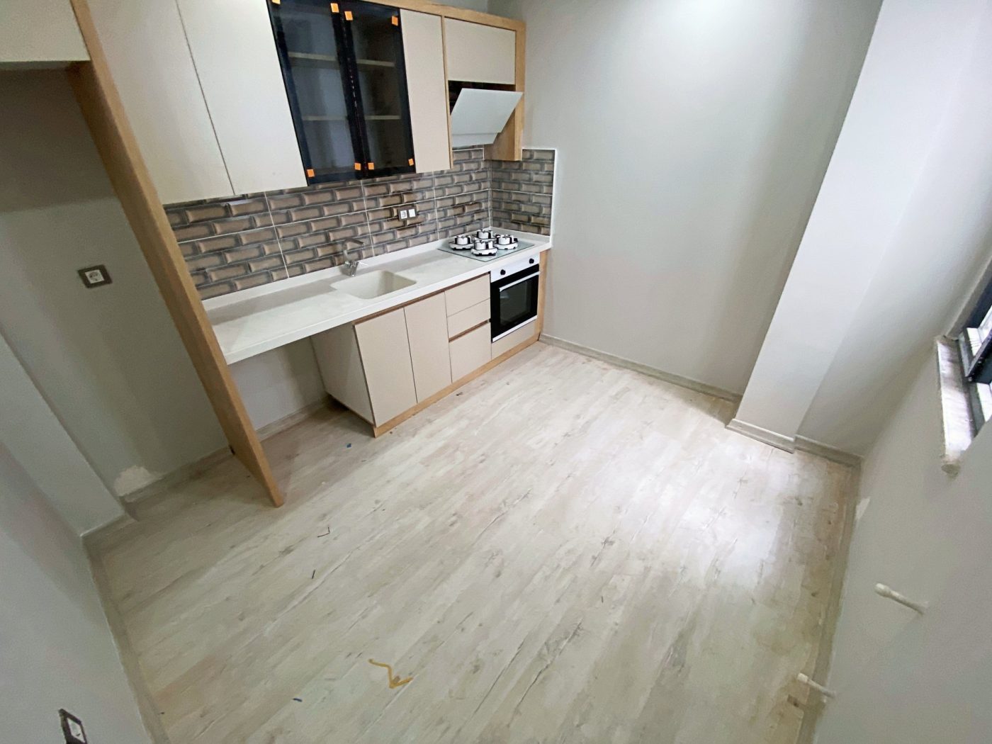 EDREMİT’TE GÜLTAŞ EMLAK’TAN SATILIK 2+1 FERAH YENİ DAİRE