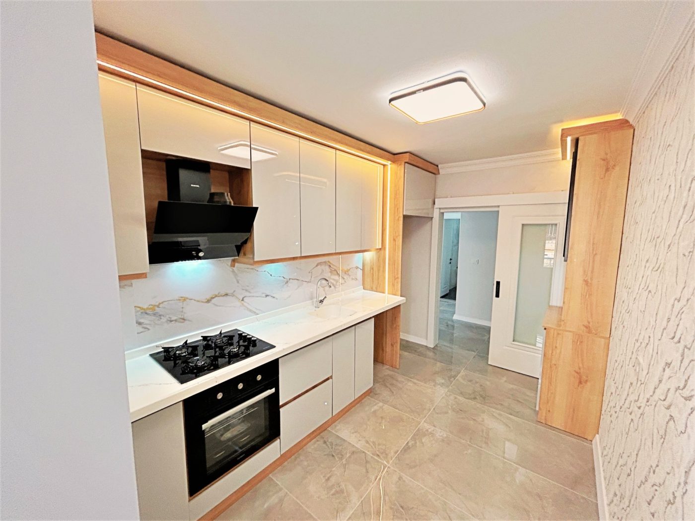 Altınkum’da Gültaş Emlaktan Satılık Ultra Lüks Yapım 2+1 Satılık Daire